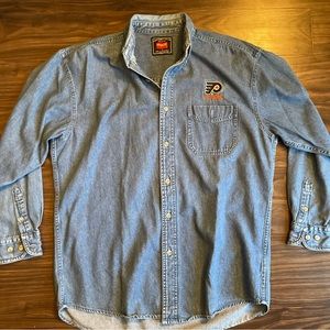 Vintage Philadelphia Flyers Wrangler Jean Shirt